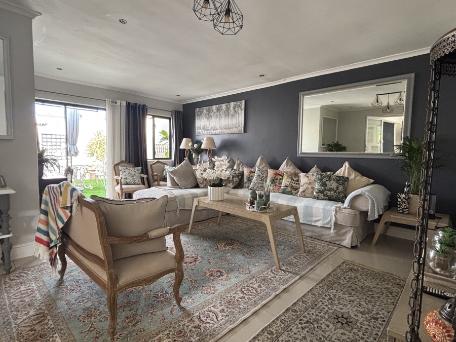 4 Bedroom Property for Sale in West Beach Western Cape